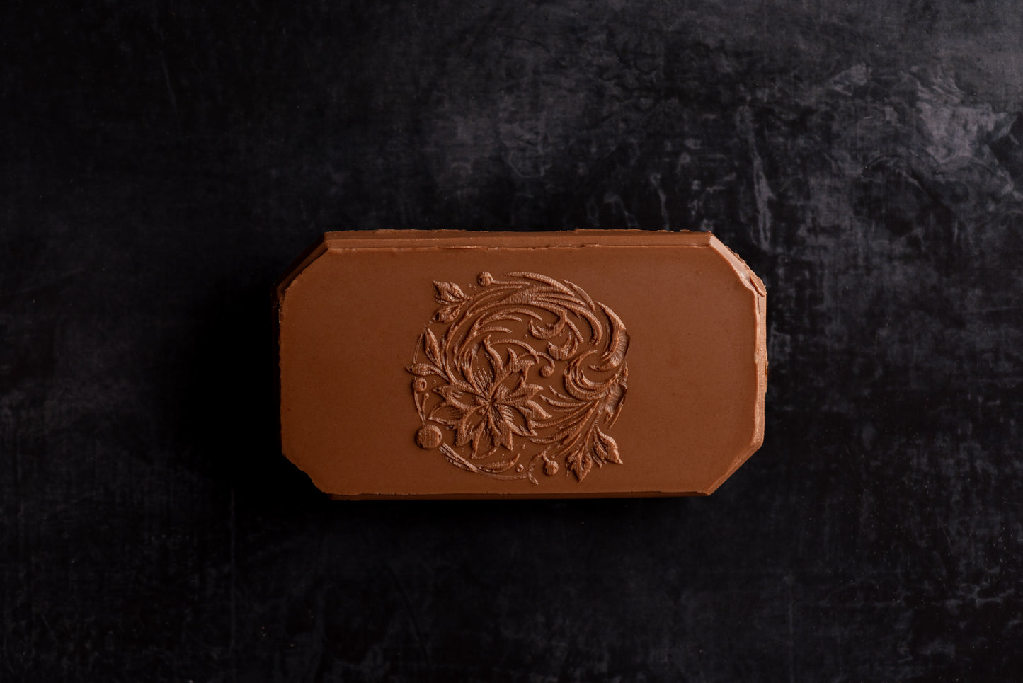 Chocolate Custom Designed Medium Bar