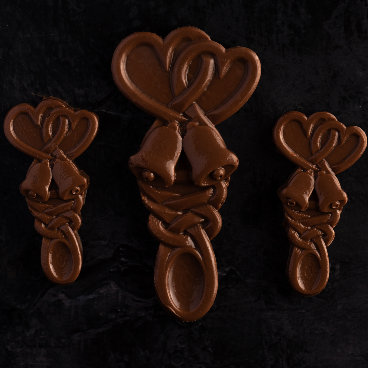 Welsh Love spoons Wedding favour x 50 (wedding bells)