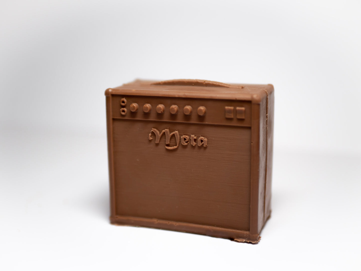 Belgian chocolate Guitar with stand and amp set