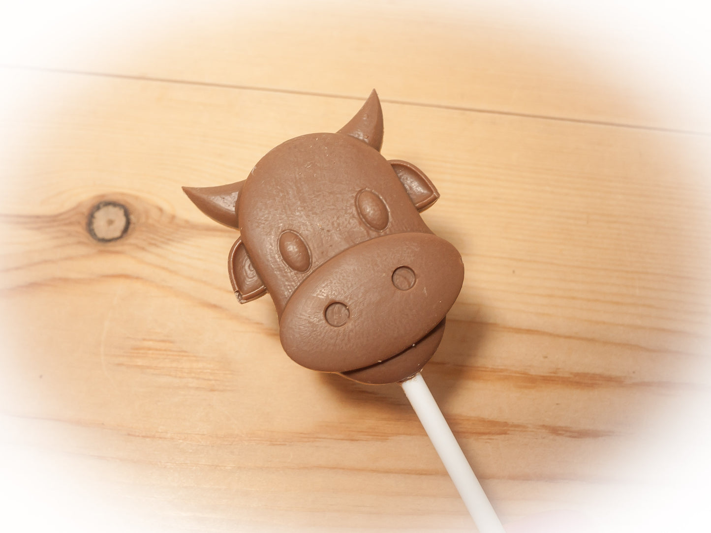 Farm Design Belgian Milk Chocolate Lollipops x 4 Cow