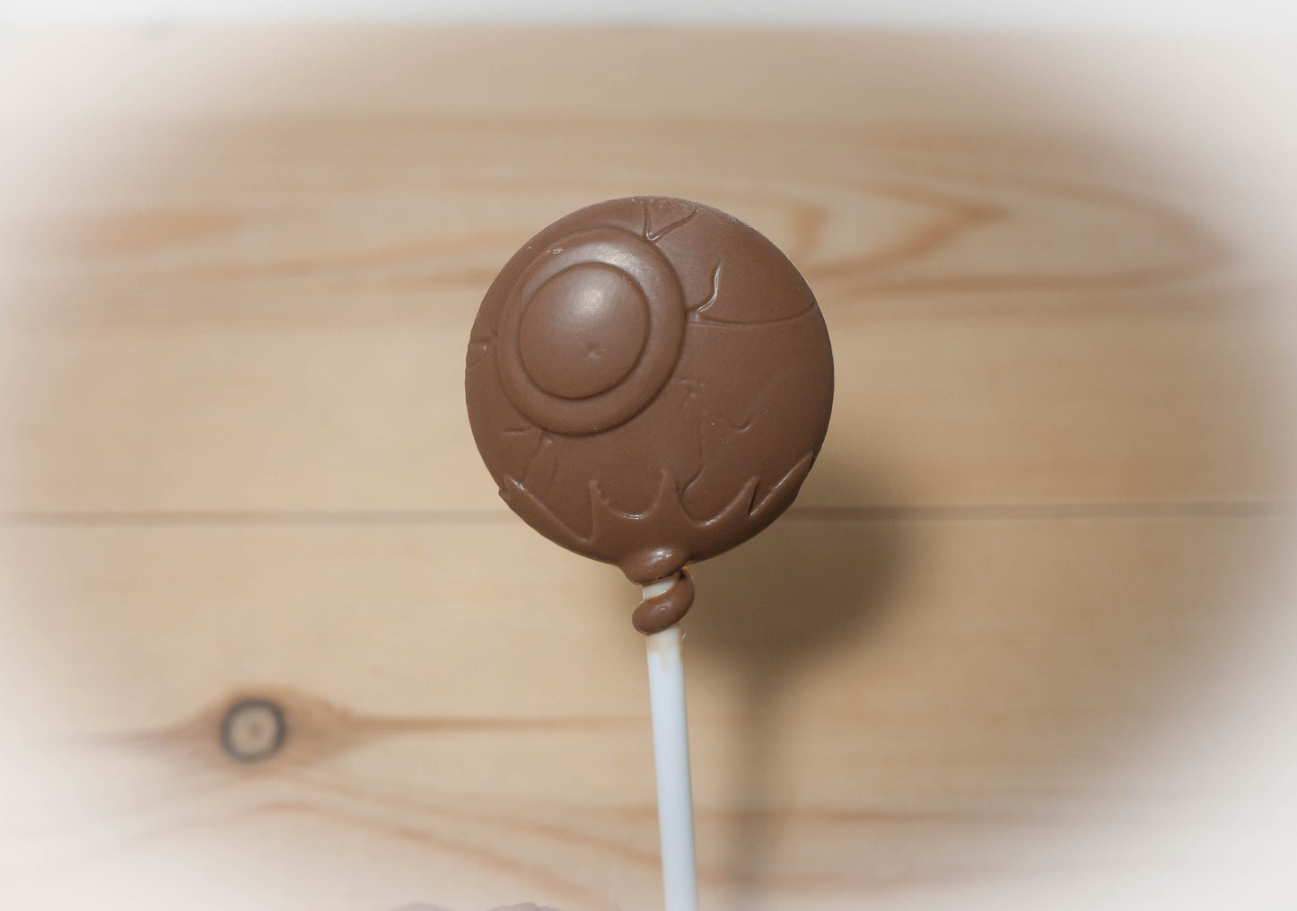 Set of 8 Belgian chocolate Eyeball lollipops