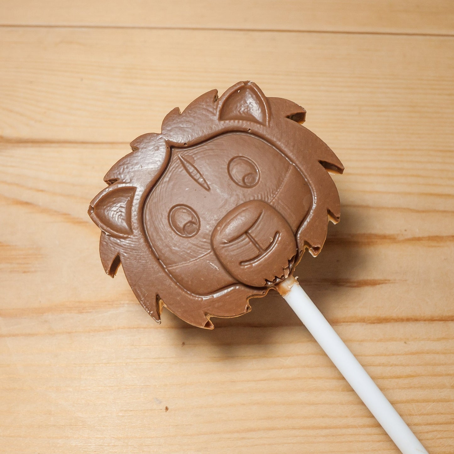 Lion Safari Animal Belgian Milk Chocolate Lollipops x 4