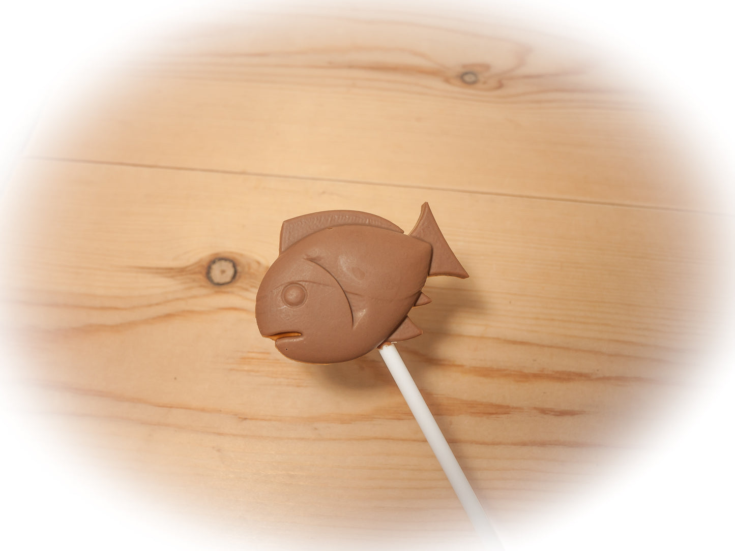 Fish Belgian Milk Chocolate Lollipops x 4