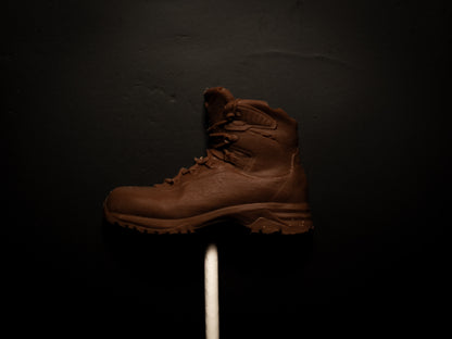 Belgian Hot Chocolate Gift Box for Hikers, Ramblers & Outdoor Enthusiasts - Cozy Treat for Adventures