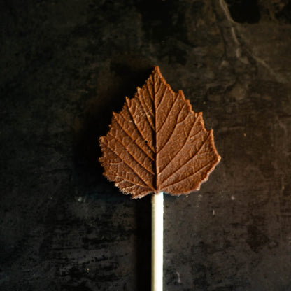 100 x Belgian Chocolate Tree Leaf Design Lollies