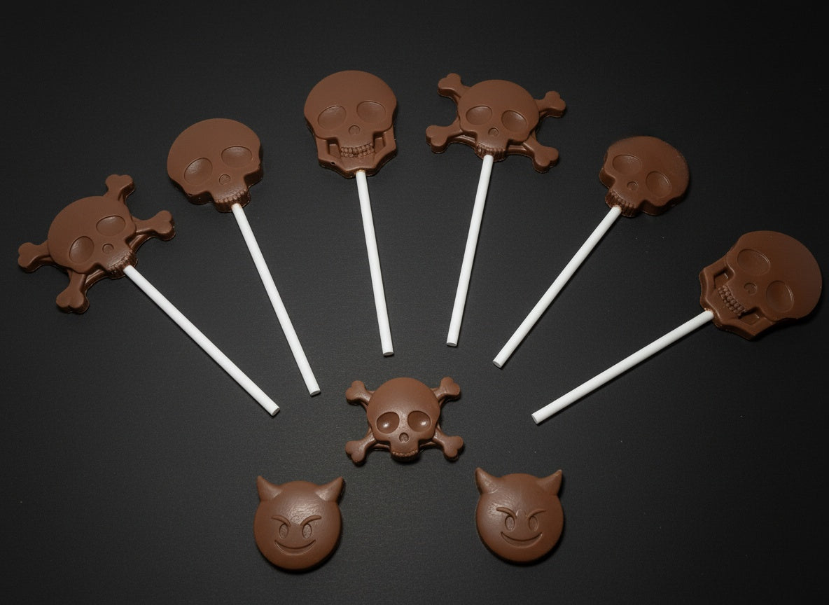 Set of 4 Belgian chocolate skull lollipops