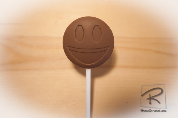 Belgian chocolate lollipops, Emoji Wide Eyed Smiley Mix & Match