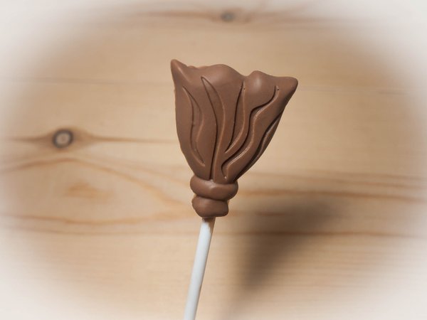 Belgian chocolate lollipops, Broomstick x 8