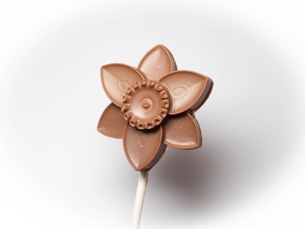 Belgian chocolate lollipops, Geometric flower x 8