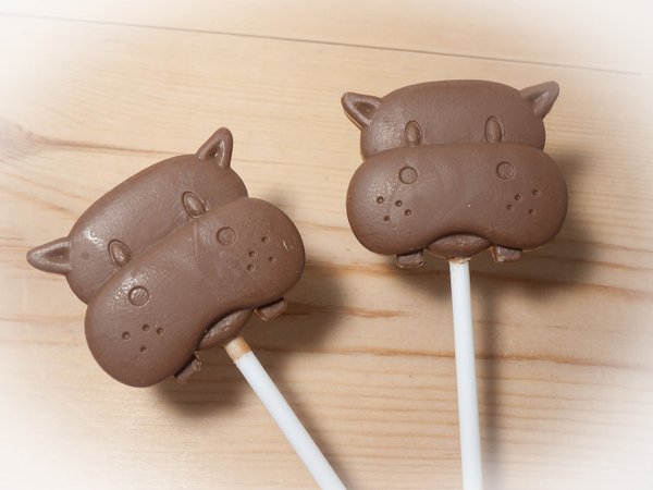 Belgian chocolate lollipops, Hippo Safari Mix and Match